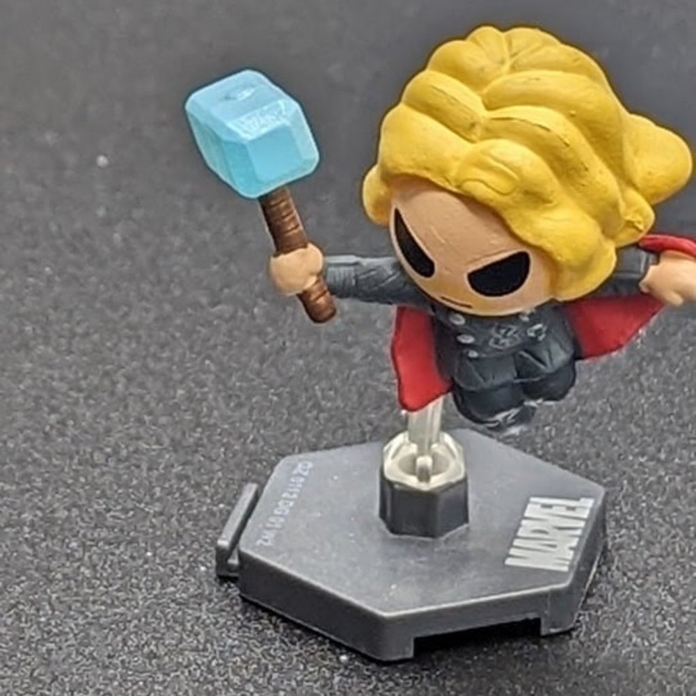 Marvel Blind Bag Figure - Thor